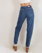 Load image into Gallery viewer, Vintage Tommy Hilfiger Jeans