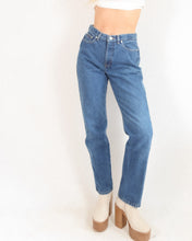 Load image into Gallery viewer, Vintage Tommy Hilfiger Jeans