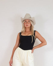 Load image into Gallery viewer, Vintage French Corset