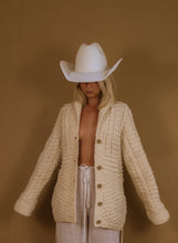 Load image into Gallery viewer, Vintage Hand Knit Chunky Sweater