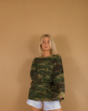 Load image into Gallery viewer, Vintage Camo T