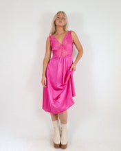 Load image into Gallery viewer, Vintage Silky Maxi Slip
