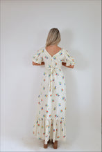 Load image into Gallery viewer, 70’s Floral Maxi Dress