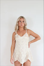 Load image into Gallery viewer, Vintage Sheer Lace Slip