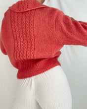 Load image into Gallery viewer, Vinage Hand Knit Cardigan (S)