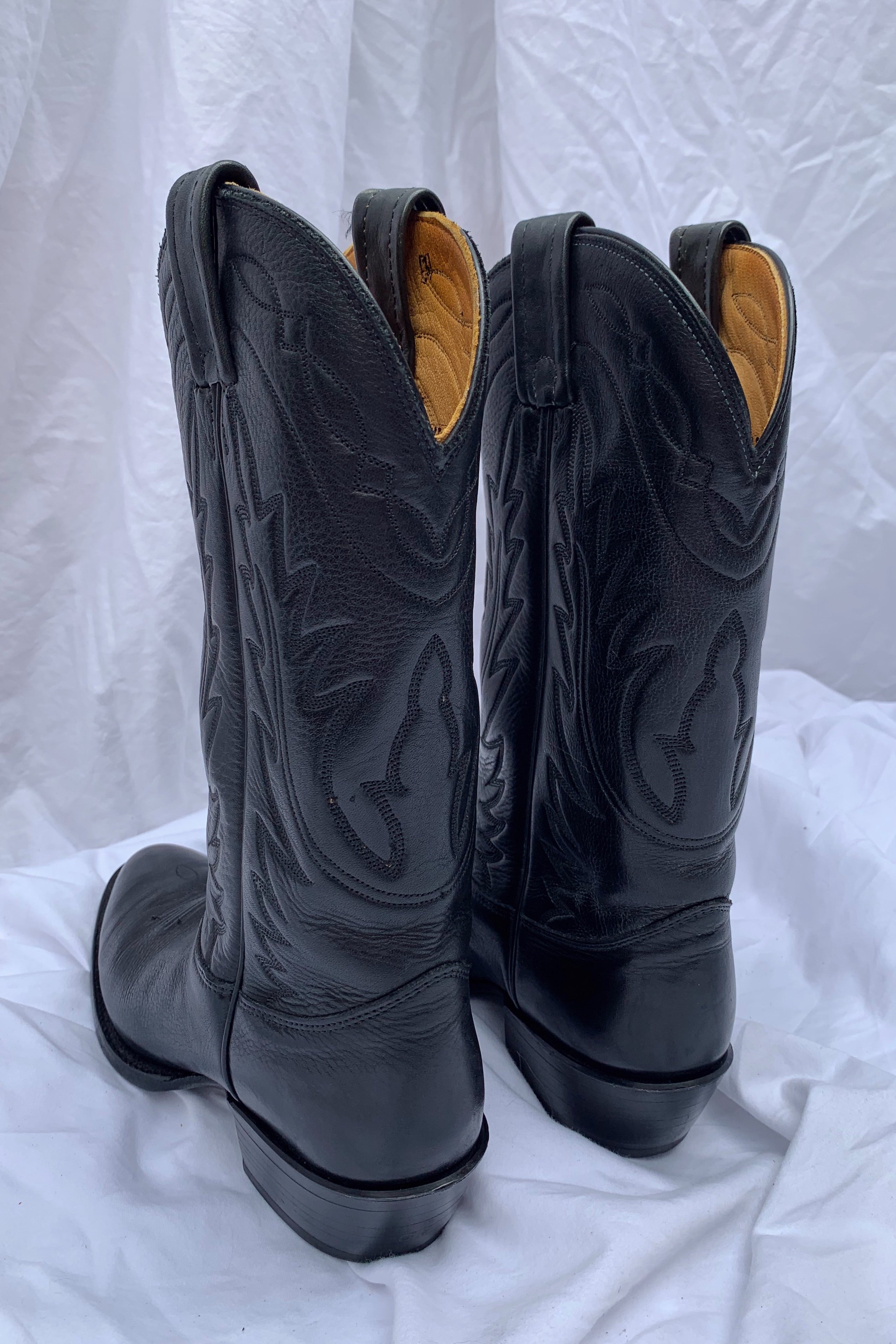 Size 8 Cowboy Boots