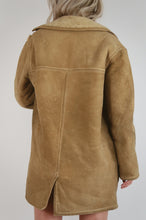Load image into Gallery viewer, Vintage Shearling Coat