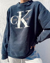 Load image into Gallery viewer, Calvin Klein Crew Neck (S-L)