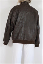 Load image into Gallery viewer, 90&#39;s Chocolate Leather Bomber Jacket